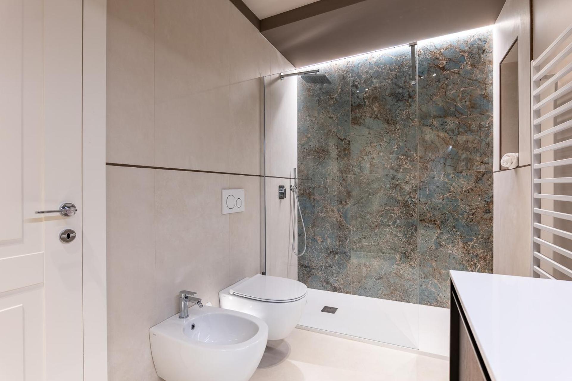 Luxurious & Spacious Flats In Duomo * Milan