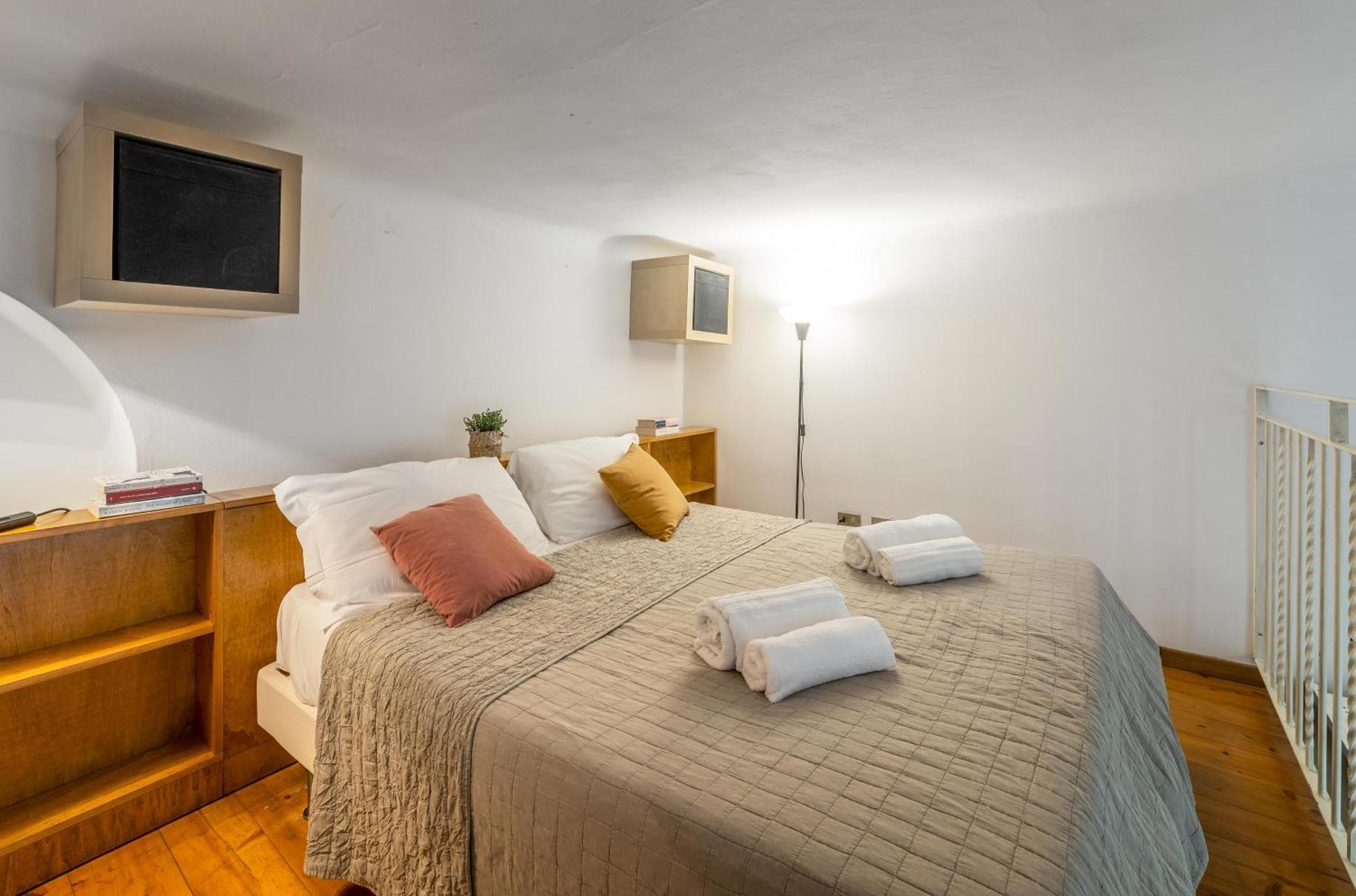 Apartment Ausonio 14