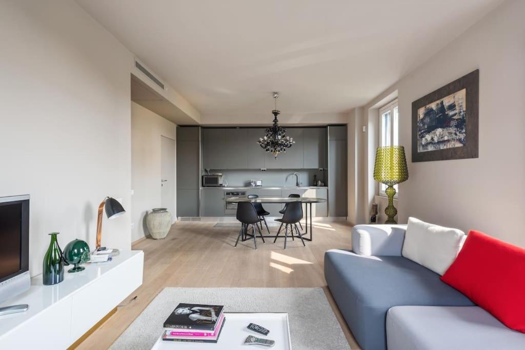 Apartment Easylife - Stylish Design In Fashion District Milan