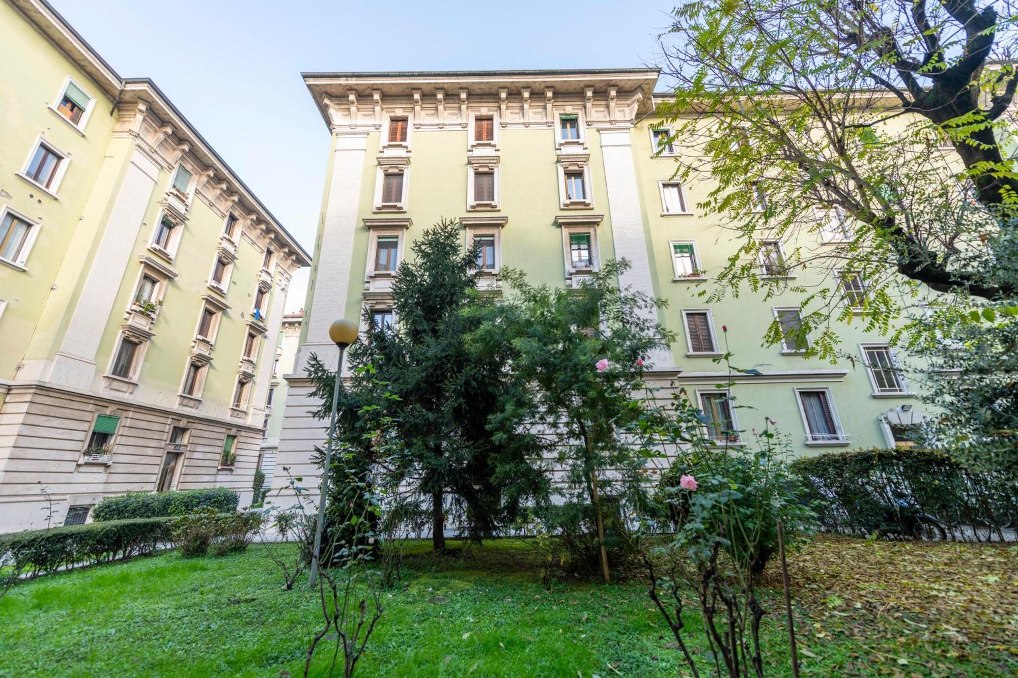 Apartment Laurana, 6 Ampio E Luminoso Per 6 Milan