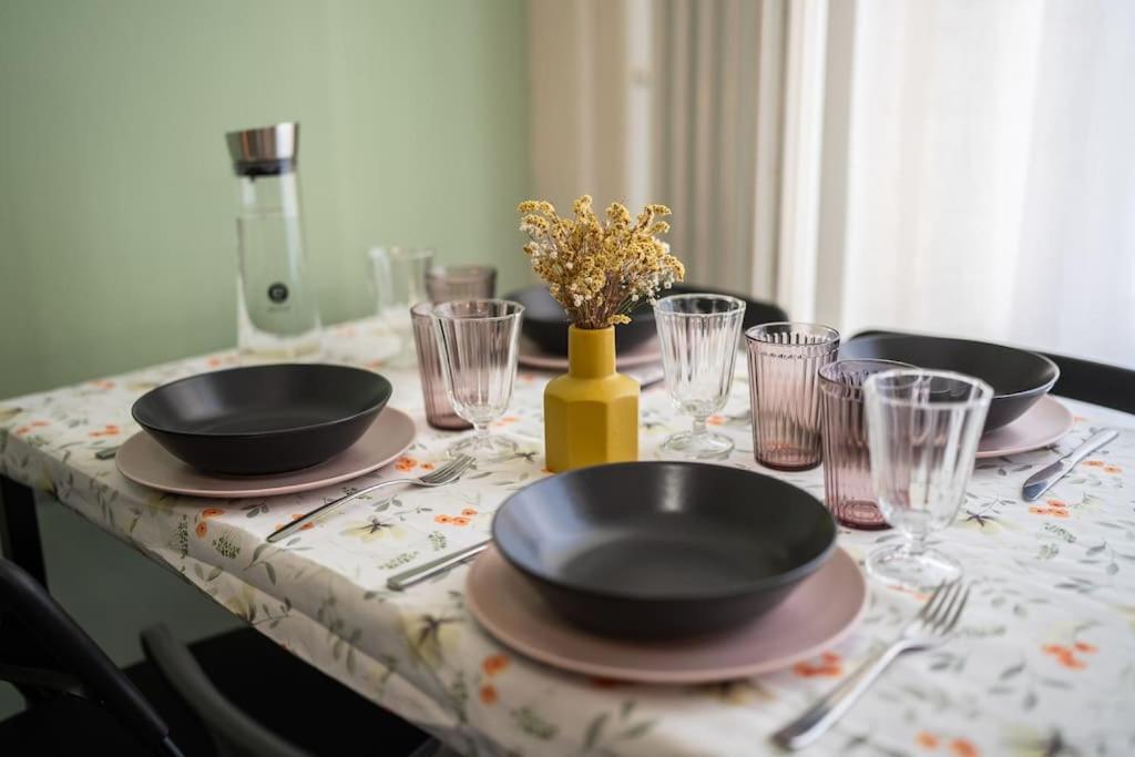 Stazione 7 Minutes By Walk Modern Luxury Apartment
