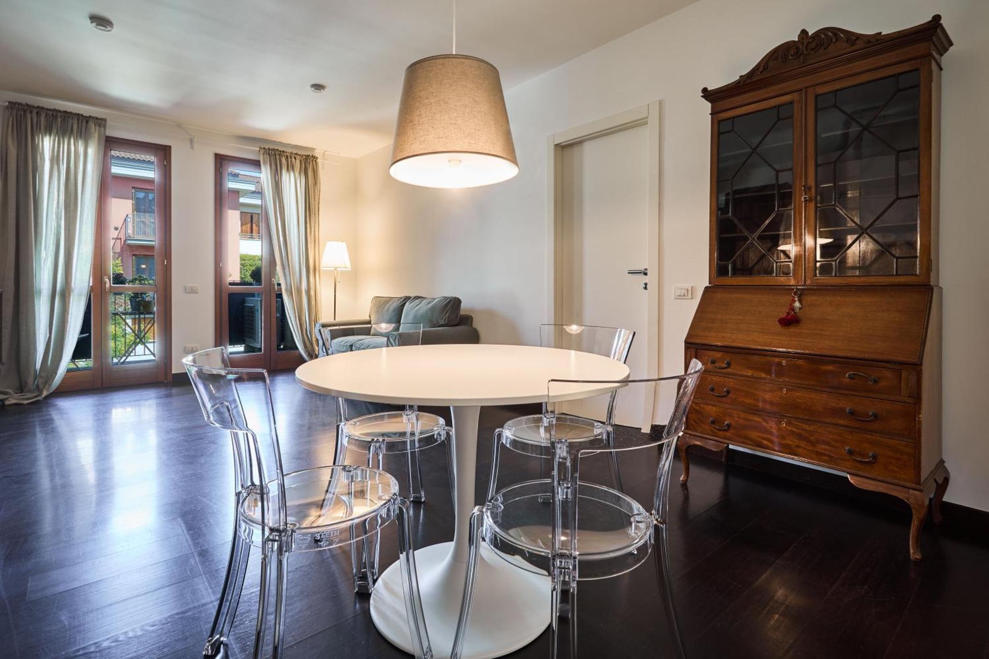 Deluxe Navigli Apartment *