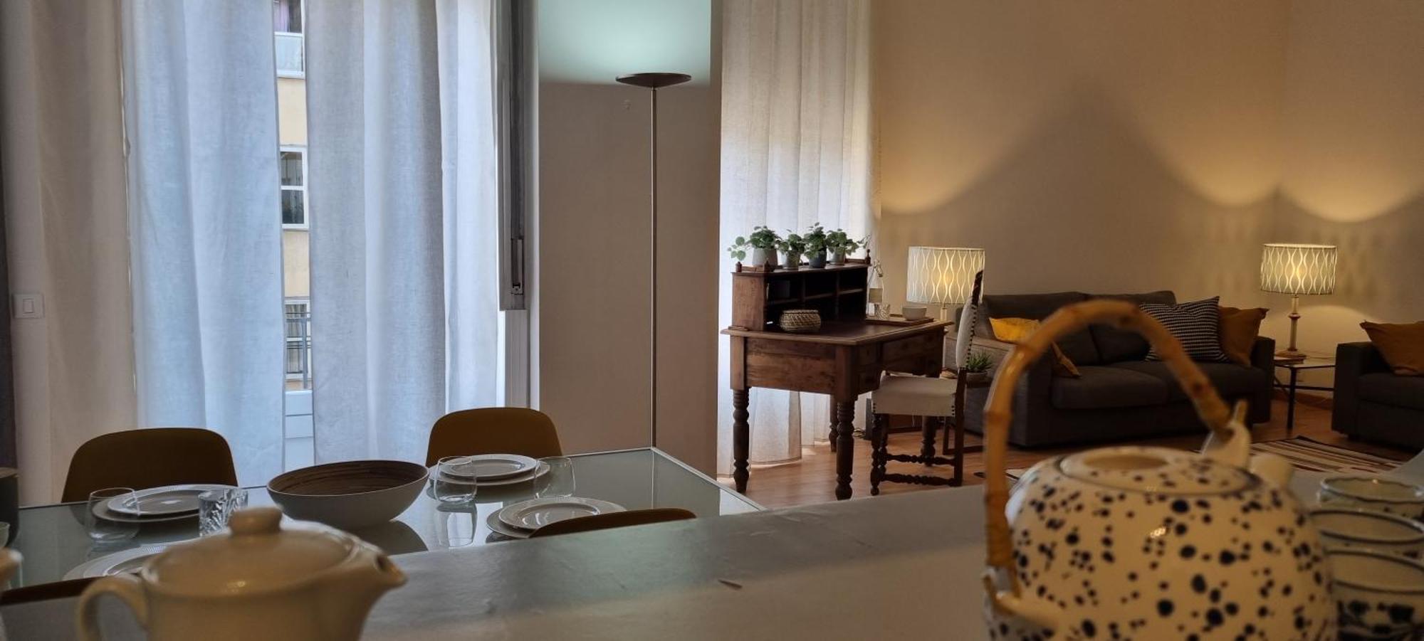 Altido Contemporary 1-bed Near Duomo Di * Milano