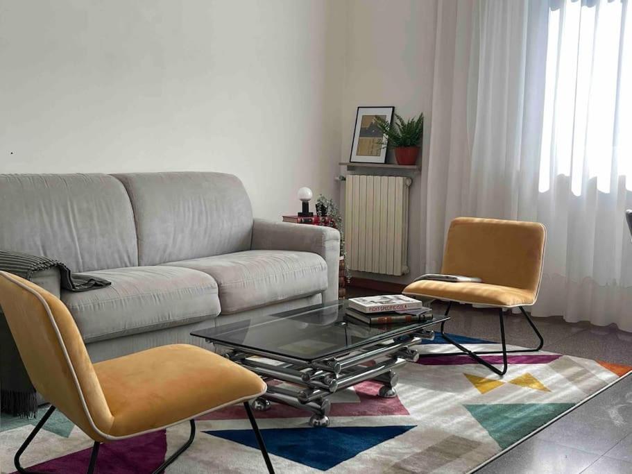 Apartment Artsy Flat With Shared Pool *