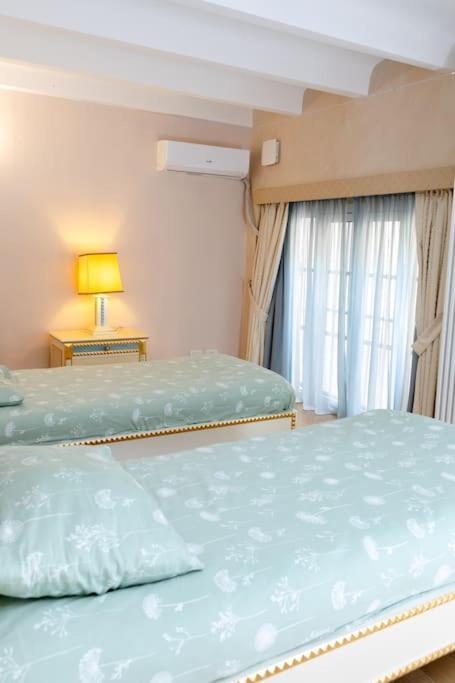 5 Da Letto Apartment *