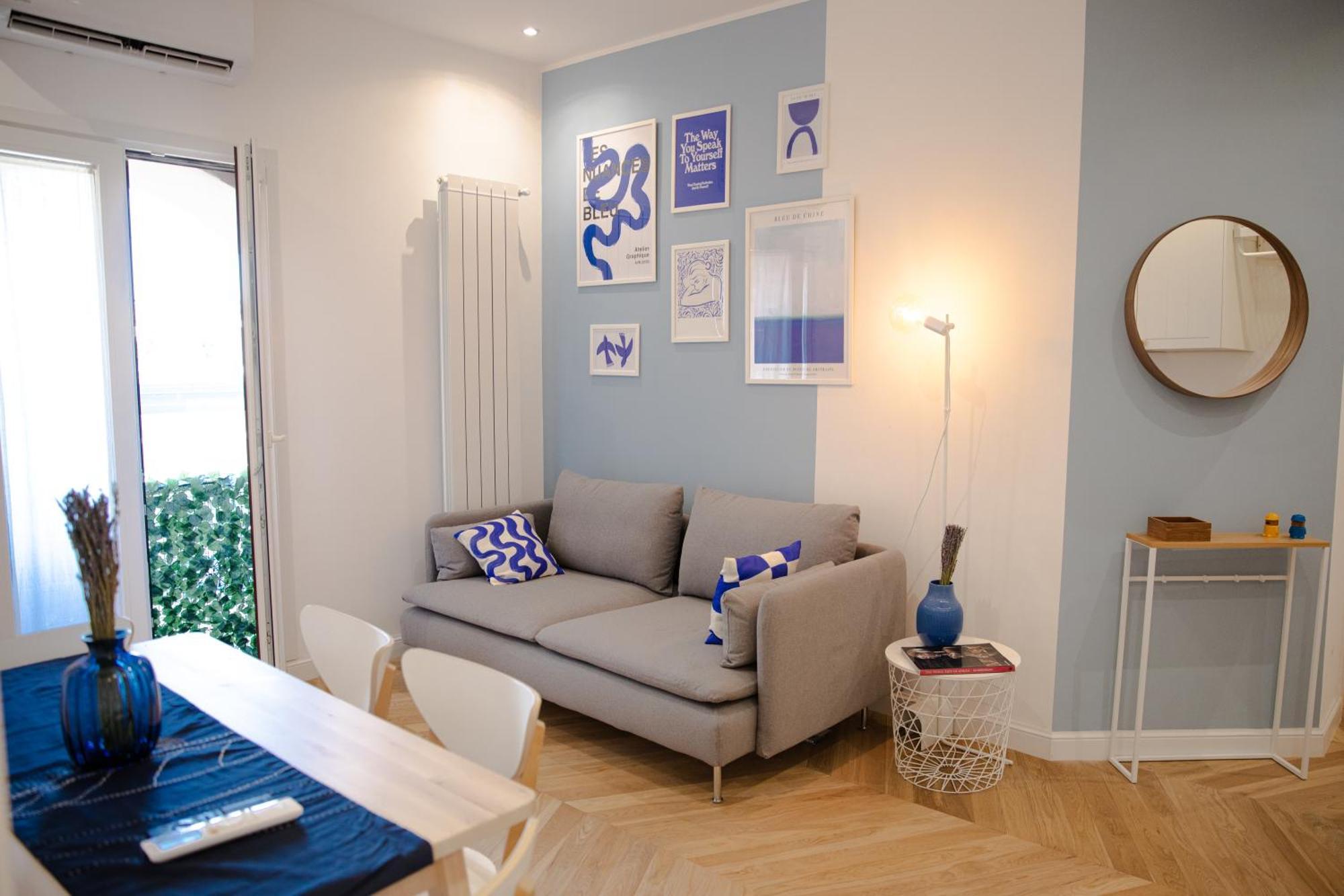 Bright 2-room For Friends And Relatives Apartment