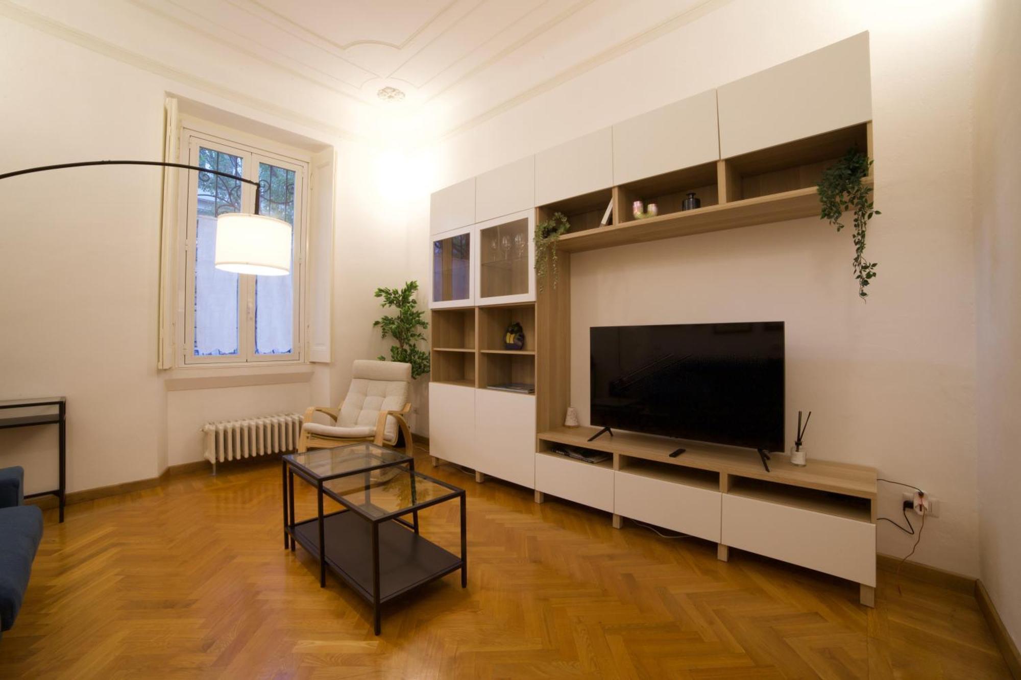Apartamento Viale Lombardia 84 *