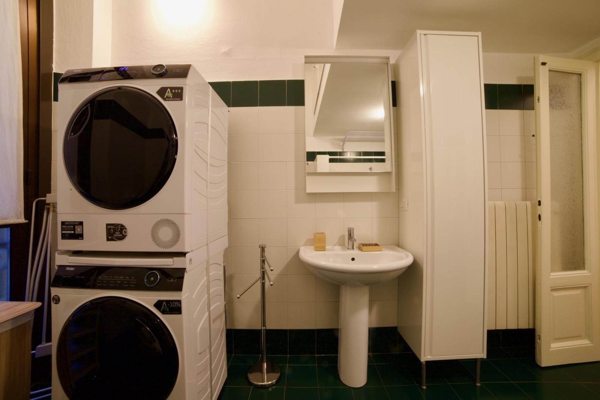 Viale Lombardia 84 Apartamento *