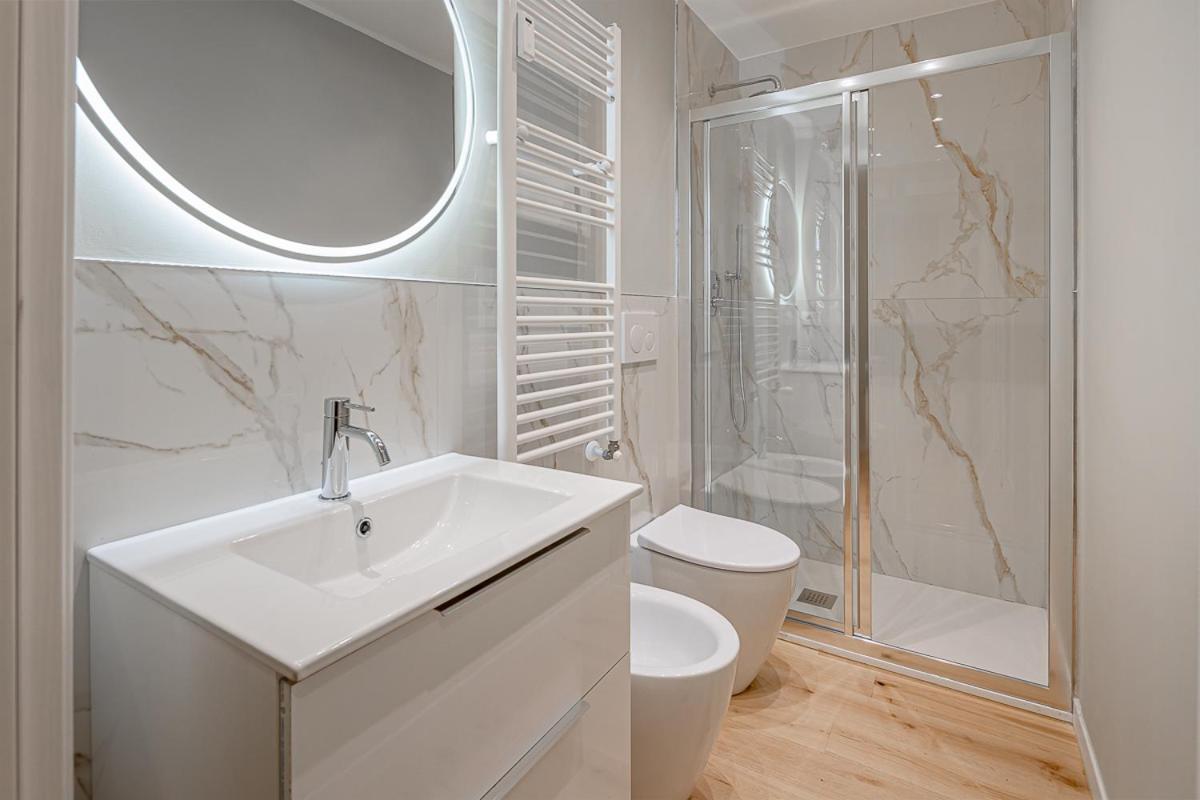 Apartment New! Duomo-san Siro - Super Cute Modern Apt, 15mins To Duomo! Milan