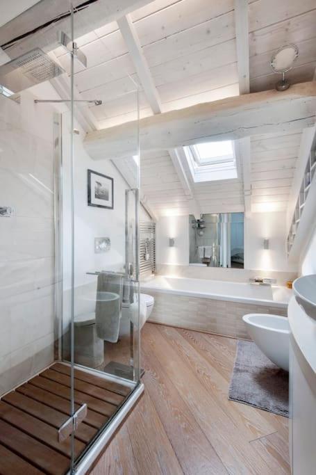 Superwhite Loft&terrace In Brera Milan