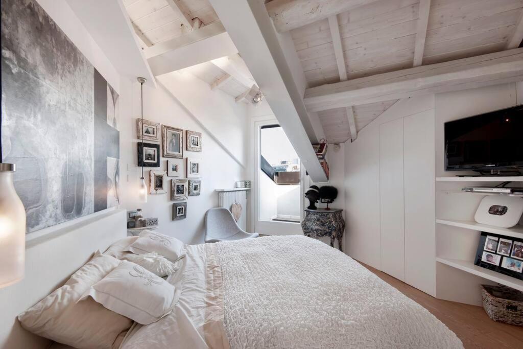 Superwhite Loft&terrace In Brera Milan