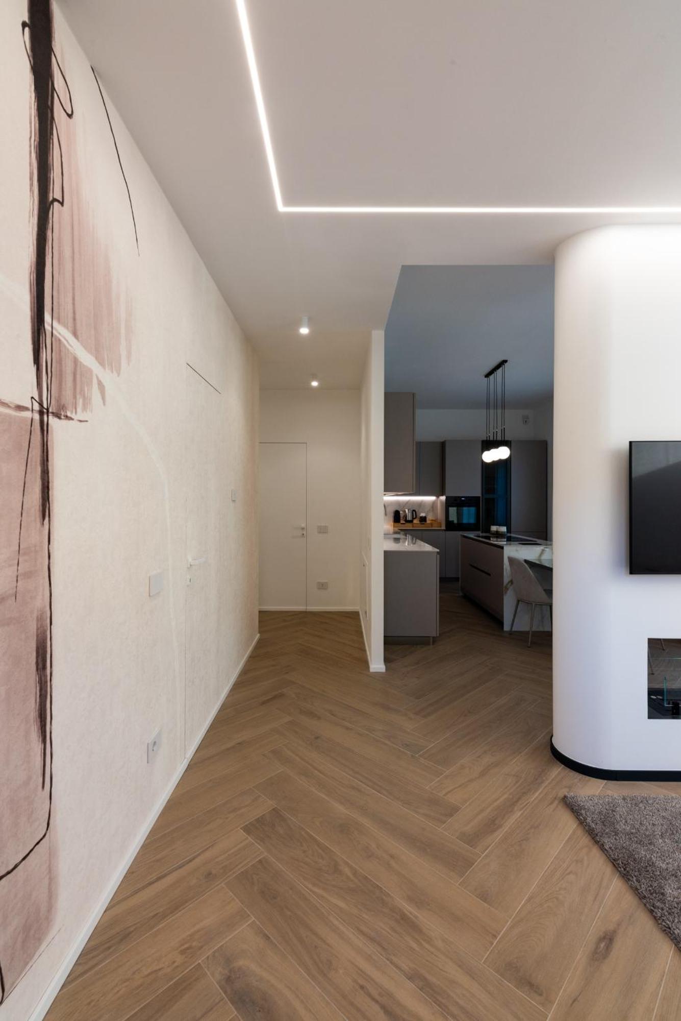 White House Con Posti Auto Milan