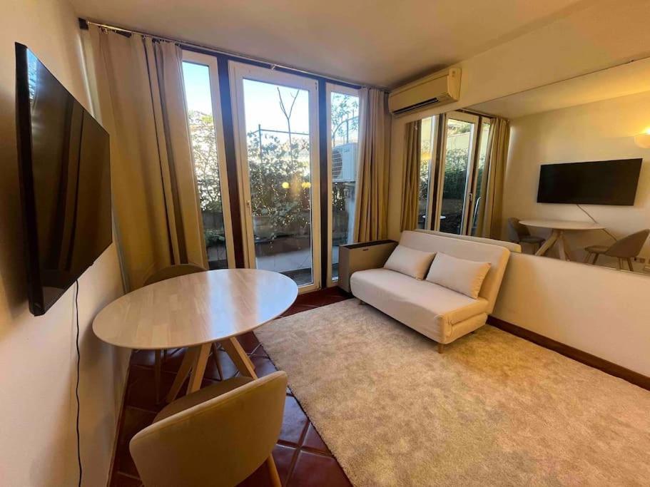 Monolocale In Centro Con Terrazzo Apartment Milan