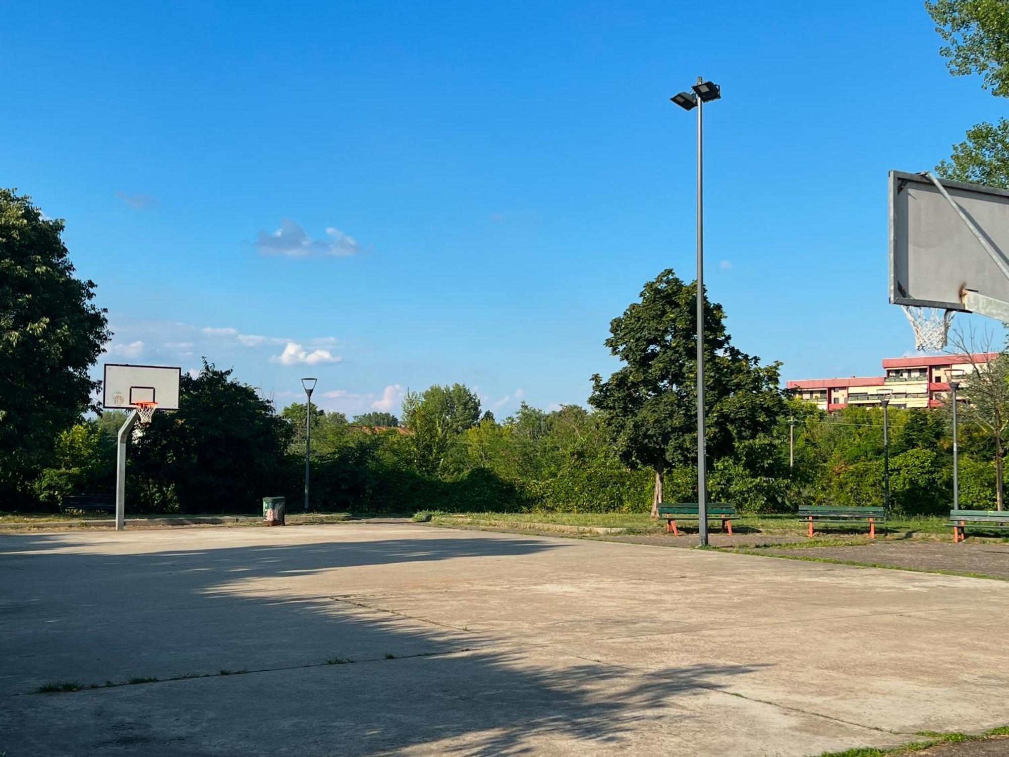 Very Large With Terraces In Navigli Milan