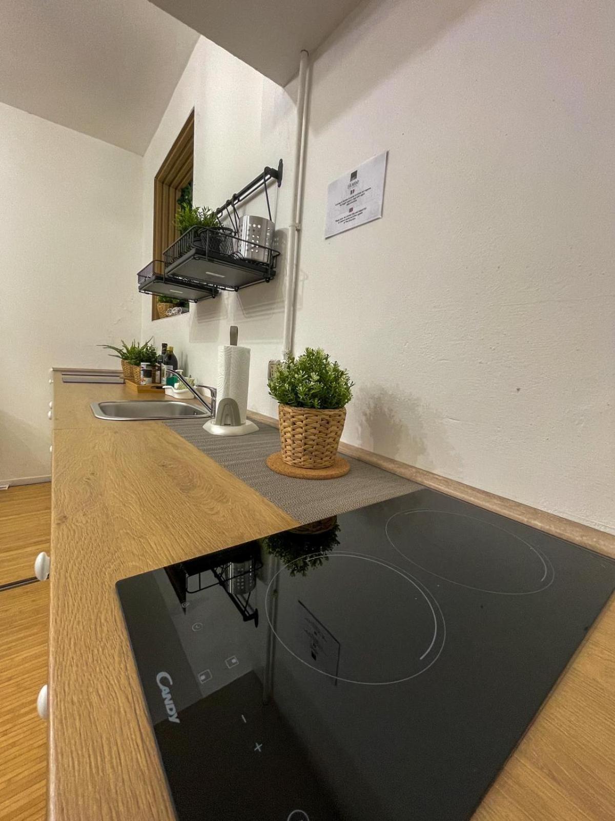 In Town - In Life Near San Siro Stadium Homestay *