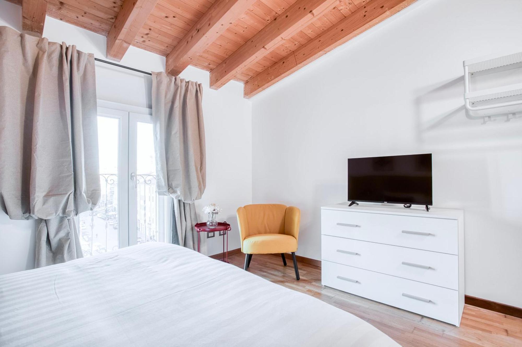Easylife - Eleganza E Comodita In Citylife Apartment Milan