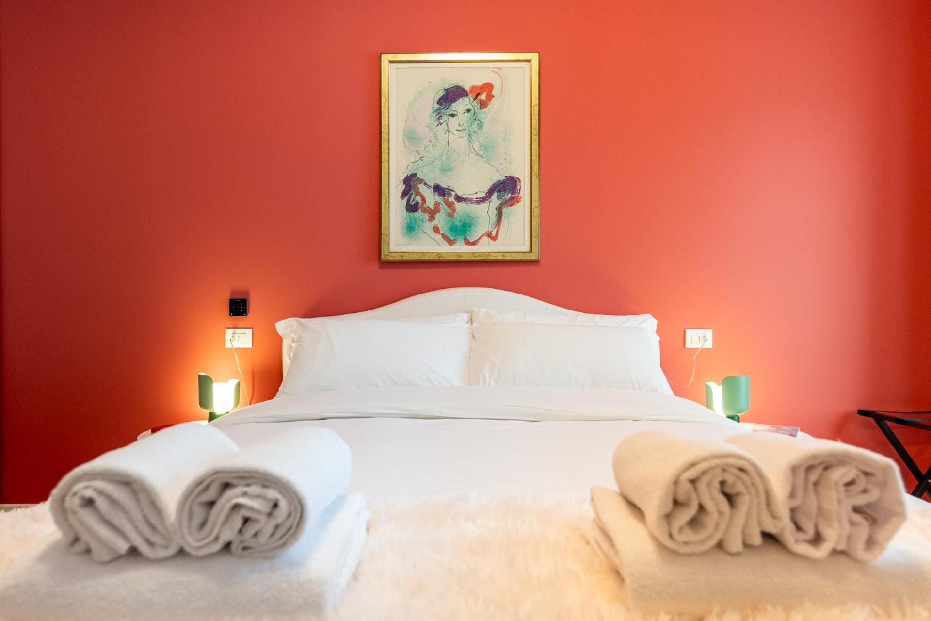 Luxurious & Spacious Flats In Duomo * Milan