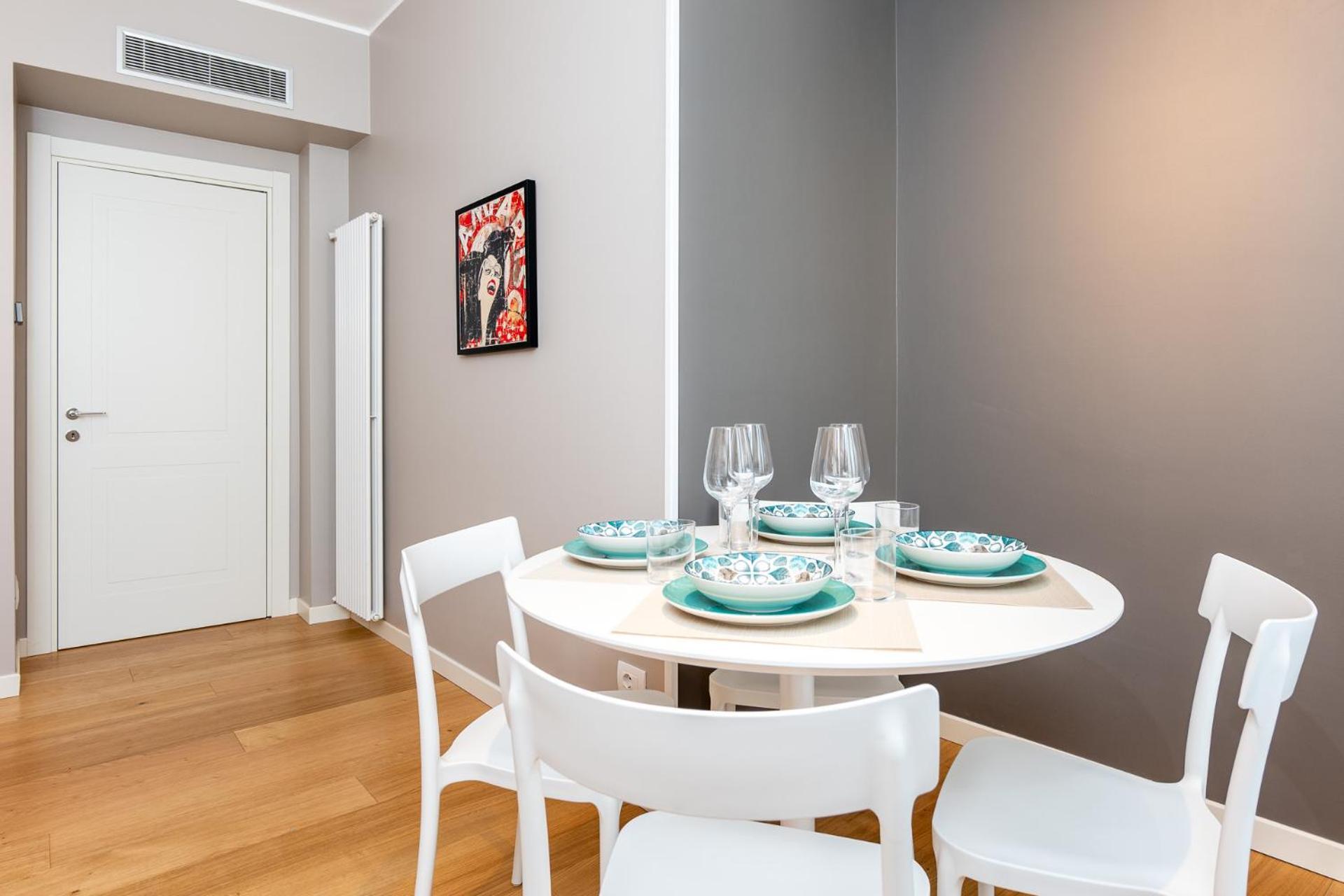 Apartment Luxurious & Spacious Flats In Duomo *