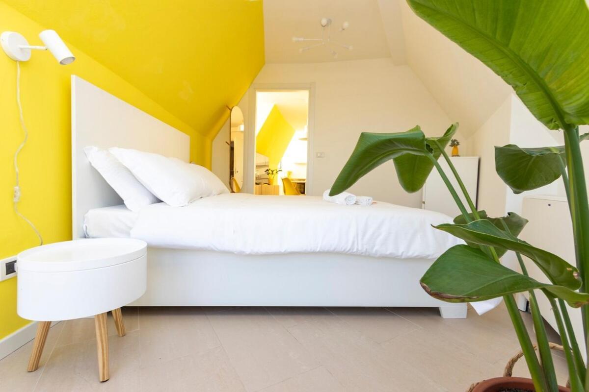 Sunny Retreat Near Metro, 12 Min To Duomo Apartment Milan