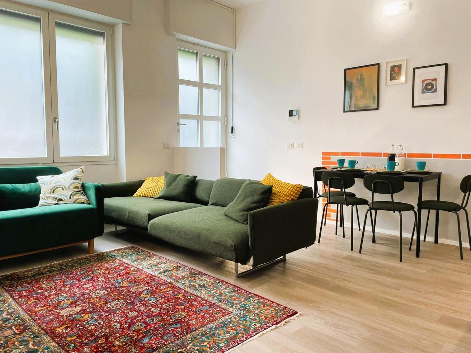 Apartment Elegante In Tricolore