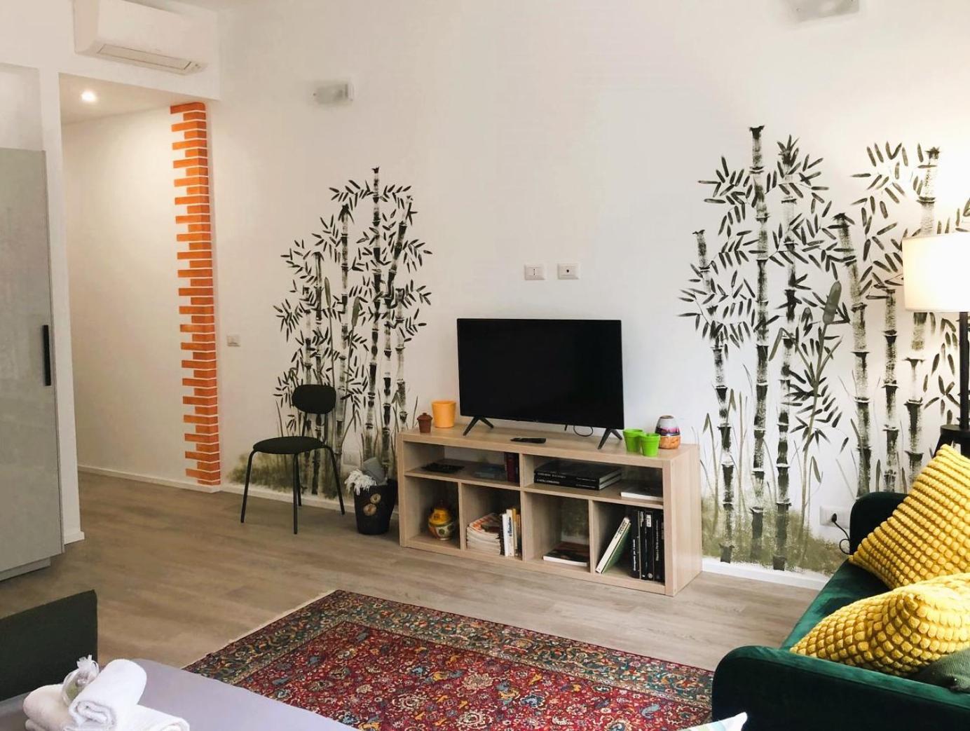 Elegante In Tricolore Apartment Milan