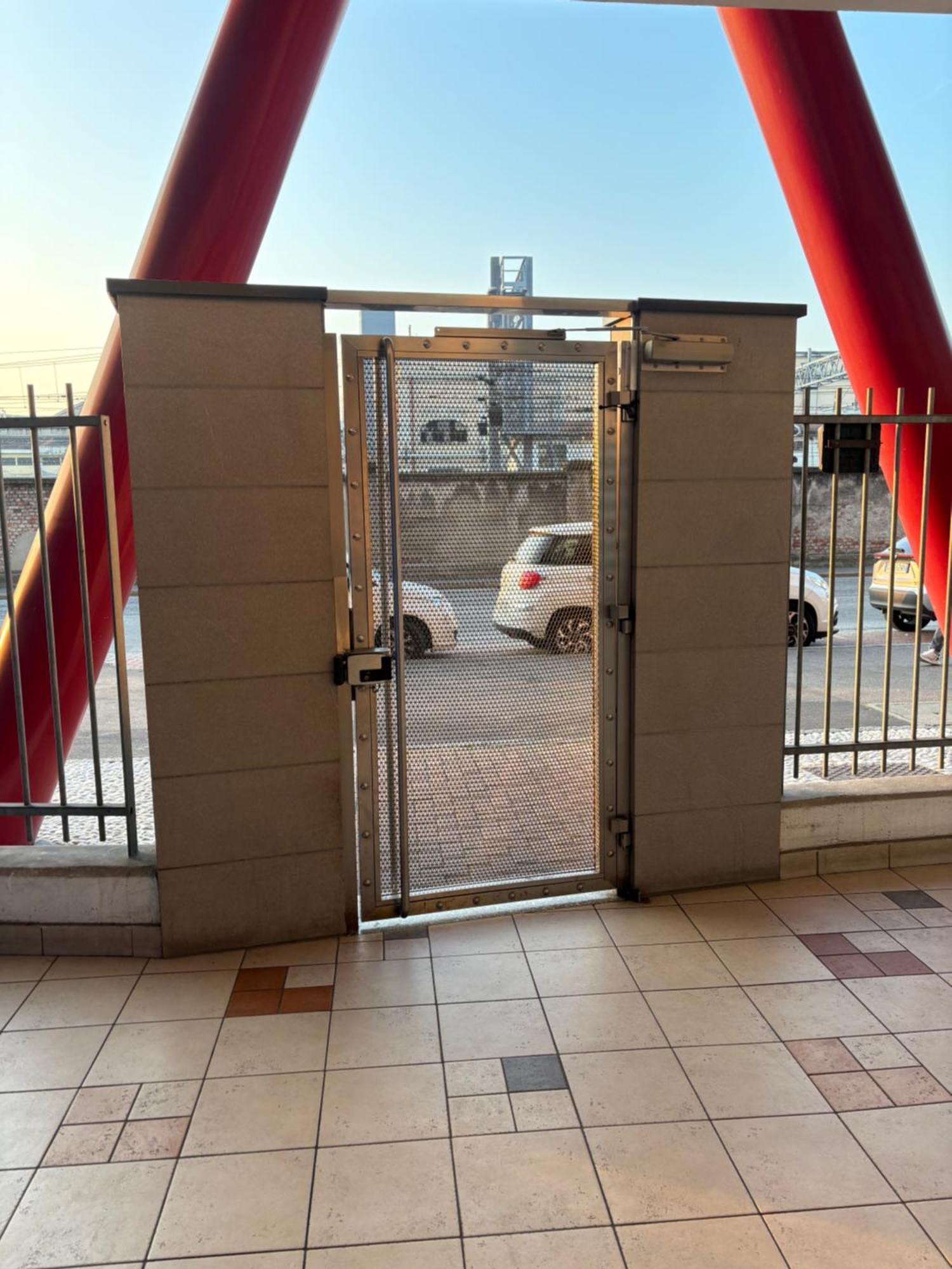 Spazio Breda - Free Garage - M1 Subway Milan
