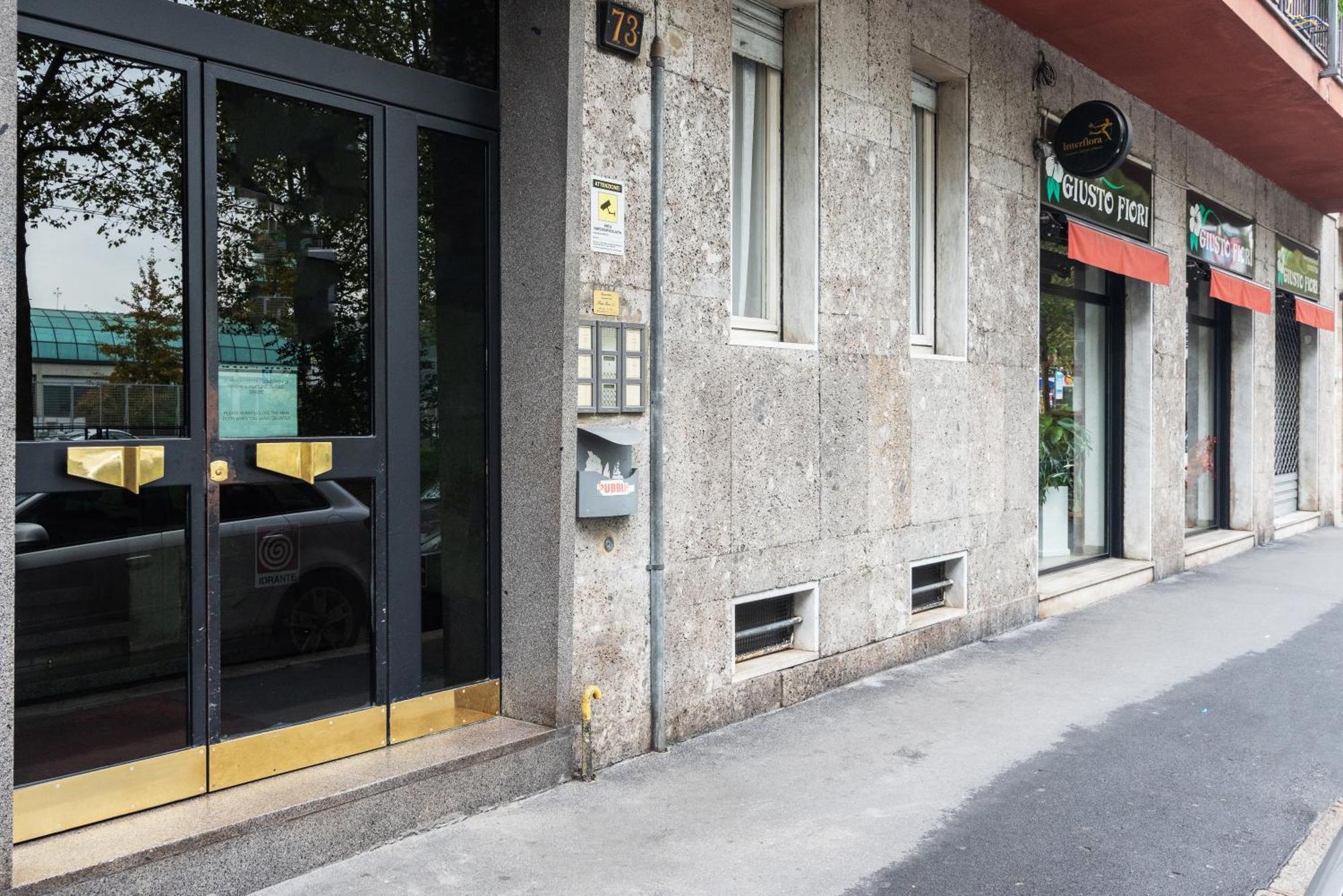 Appartamento Bilocale Design Con Terrazza - De Angeli Milano
