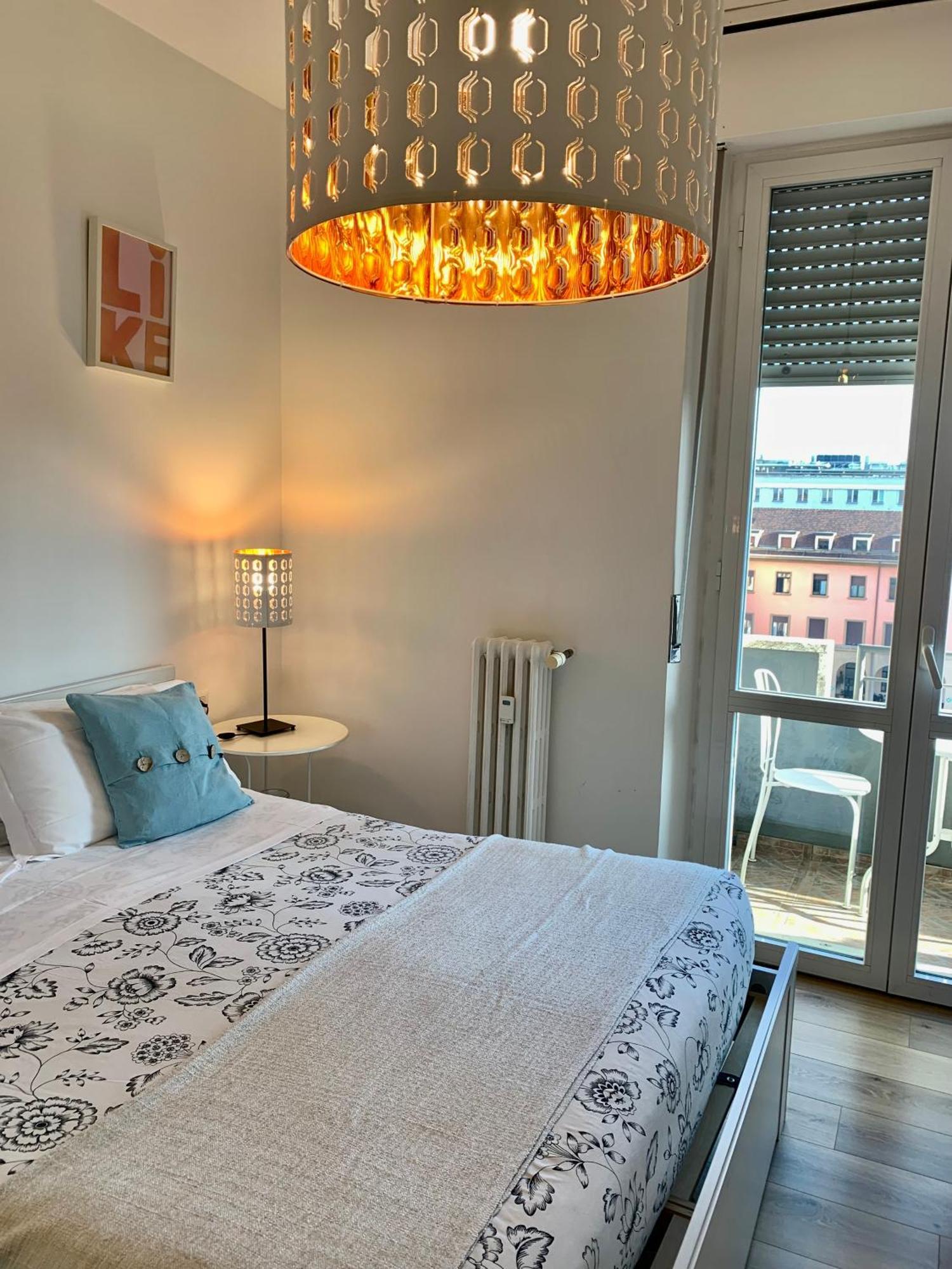 71 Guest house *
