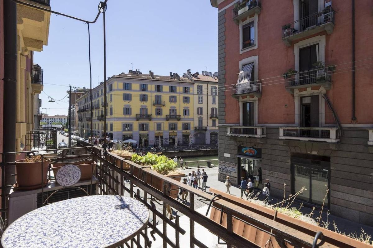 Navigli - B * Milan