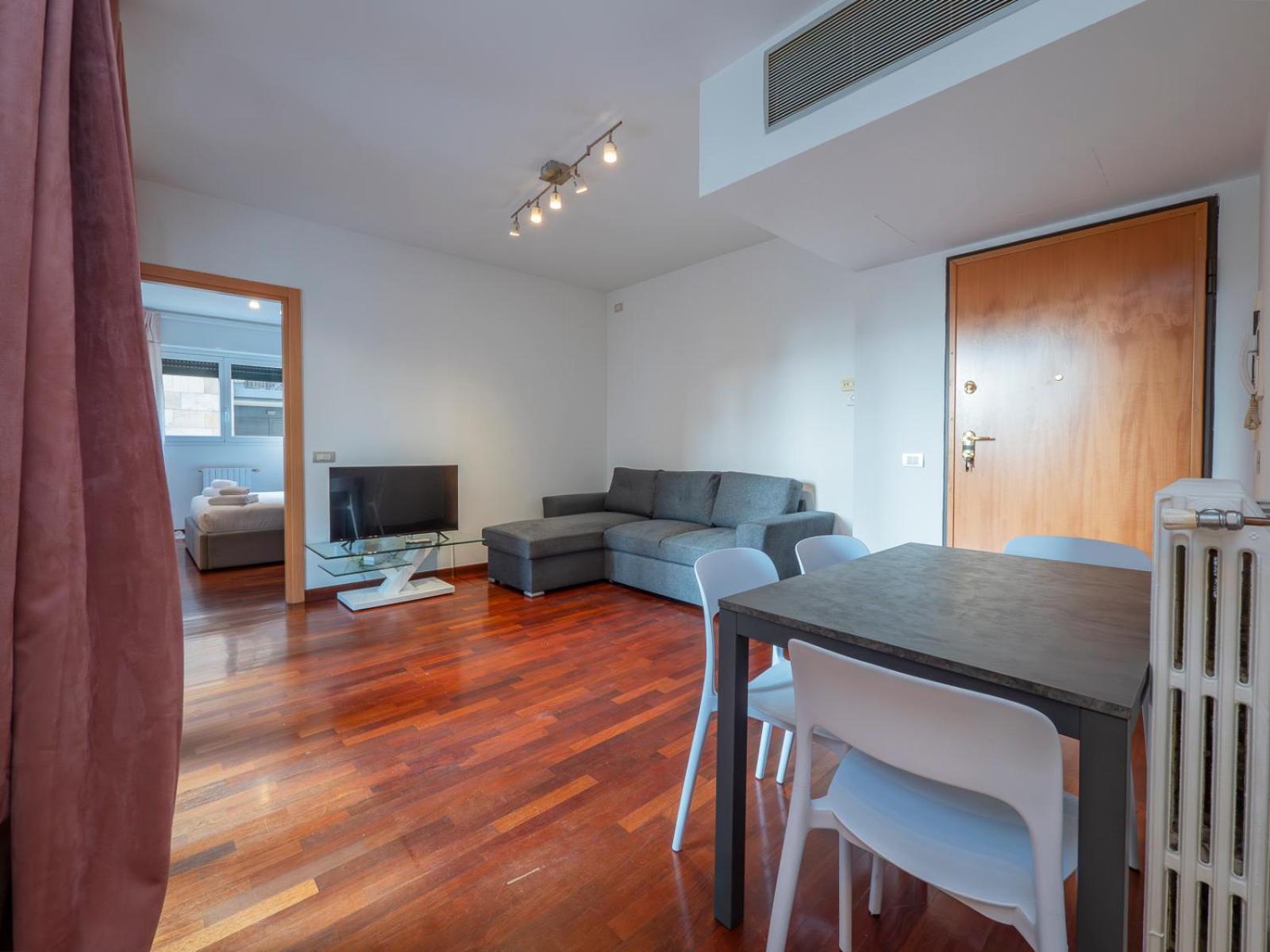 Apartment I Host - Trivulziana 3 Milan