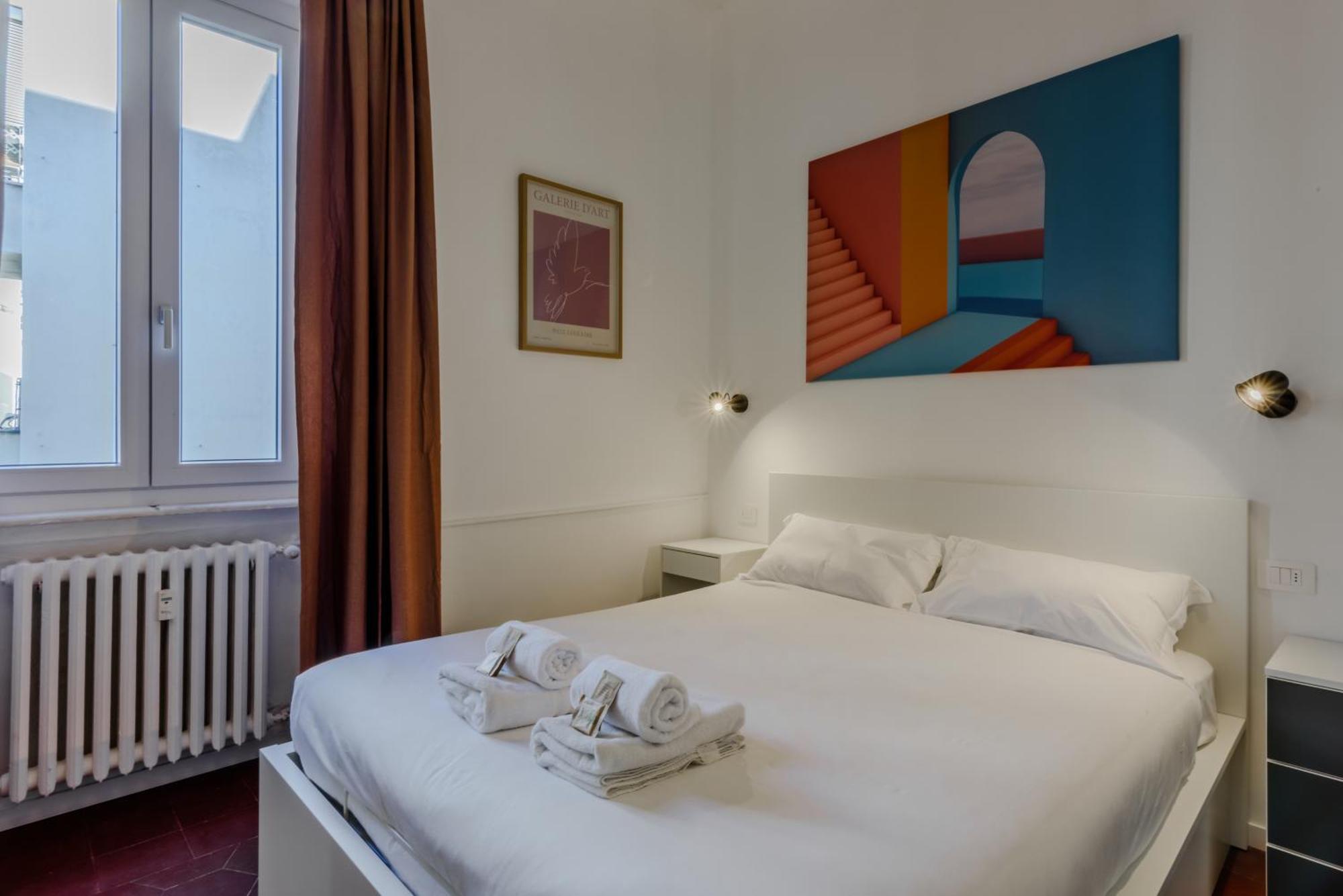 New And Functional Near The Metro * Milan