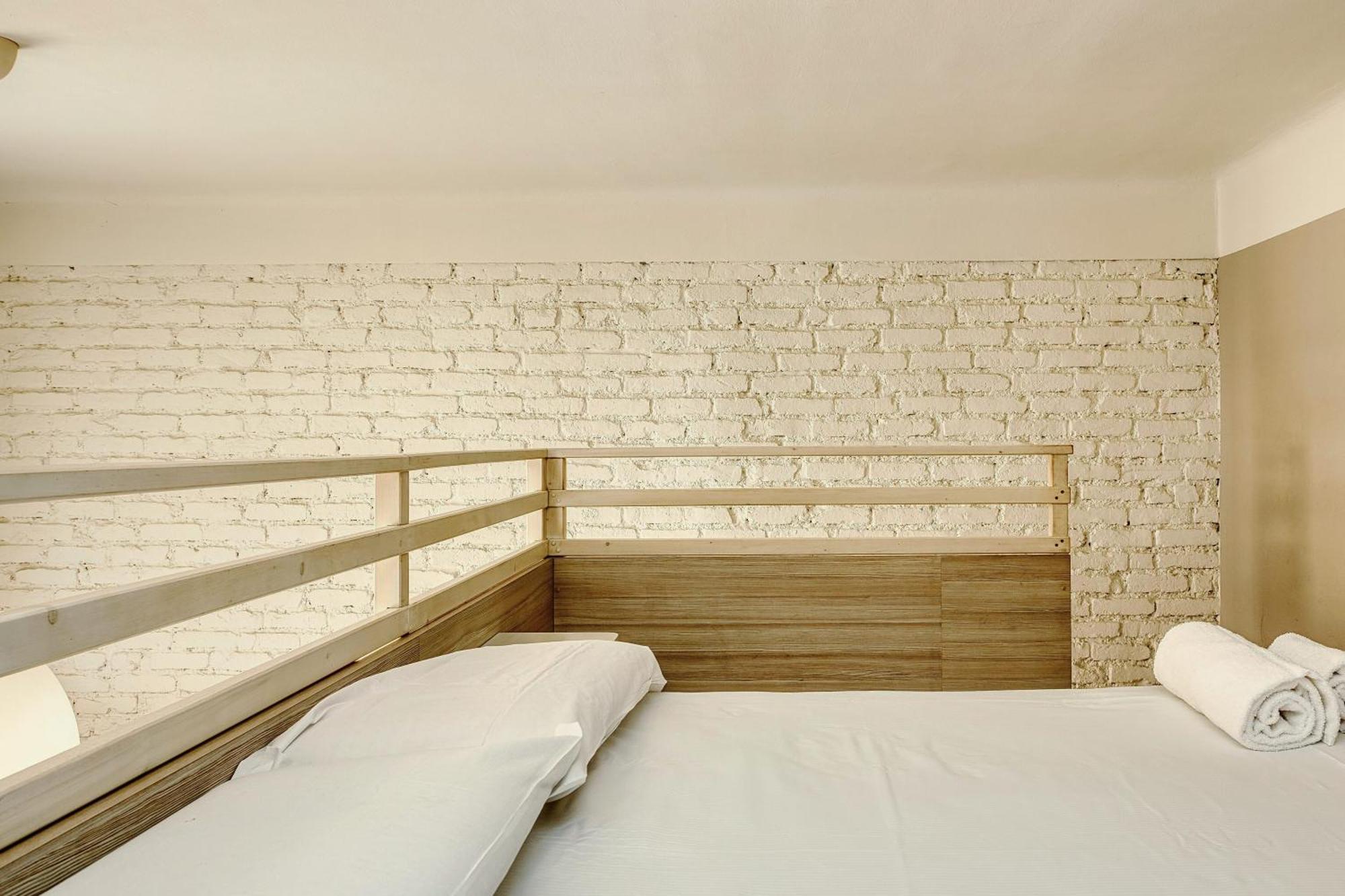 Modern Loft Near Bosco Verticale Apartment Milan