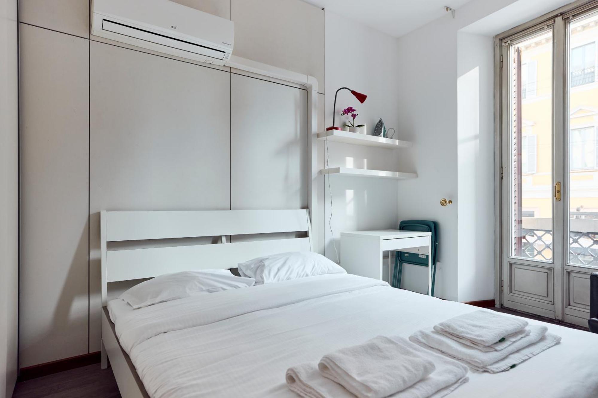 Apartment Corso Venezia View With Private Balcony - Corso Venezia *
