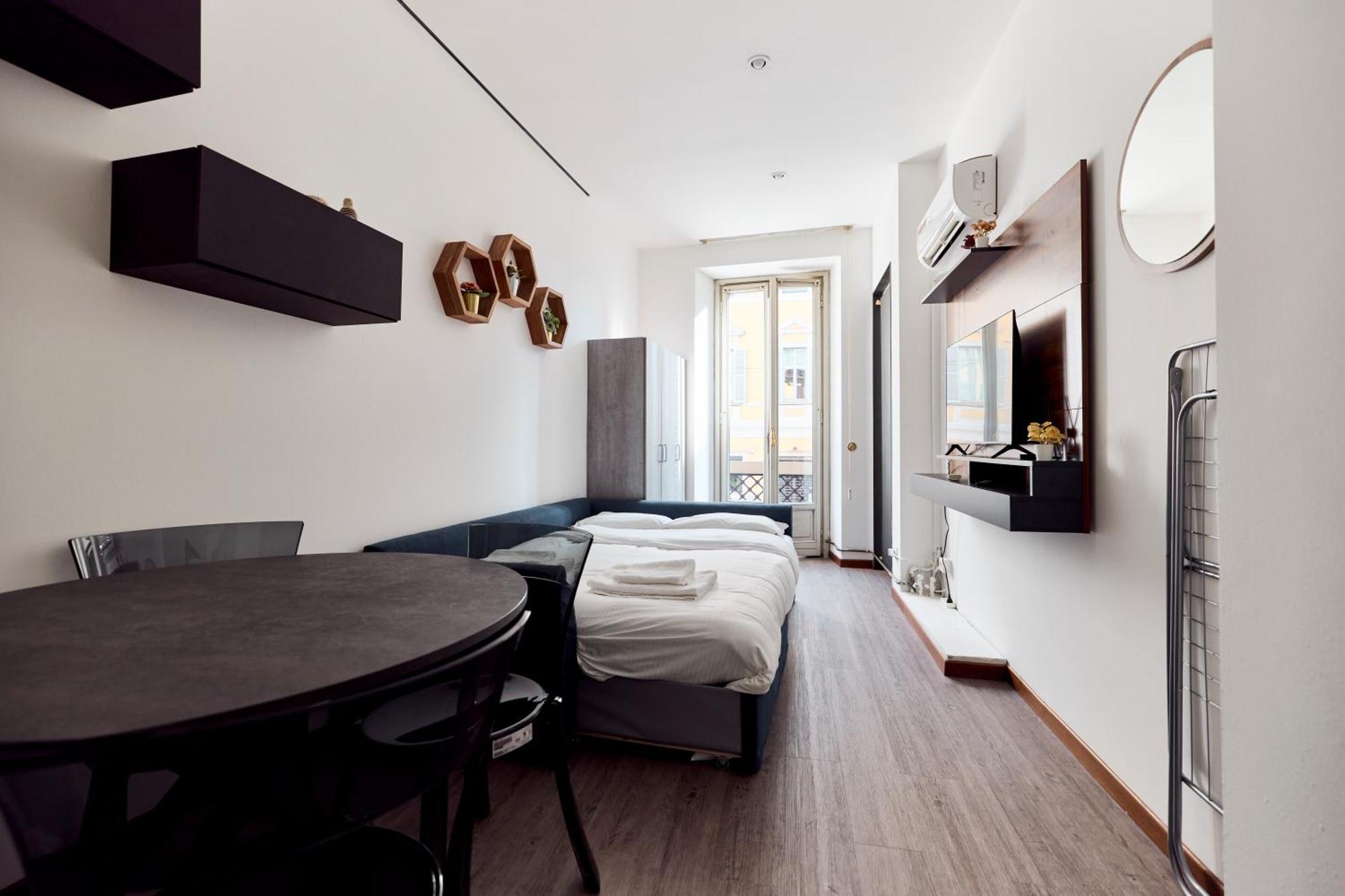 Corso Venezia View With Private Balcony - Corso Venezia Apartment Milan