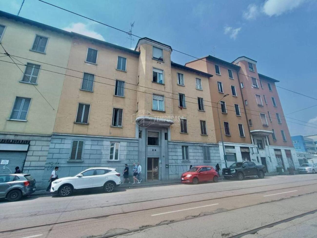 Canva Near Sacco Hospital Apartment *