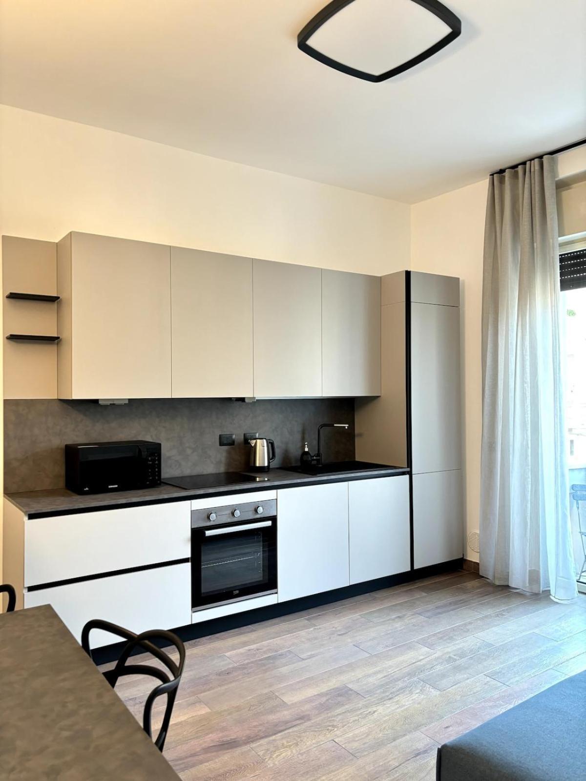 Visconti Design And Comfort In Apartment *