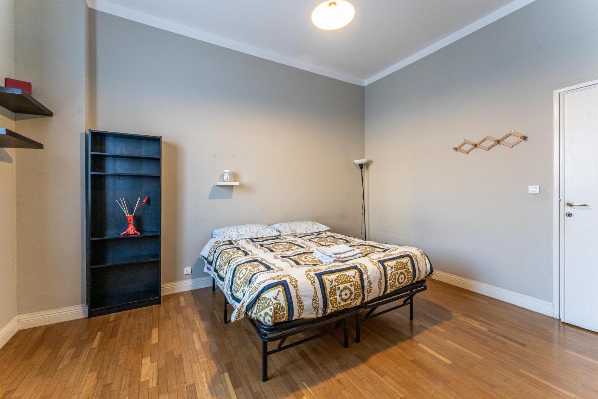 Apartment In Isola Garibaldi Milan