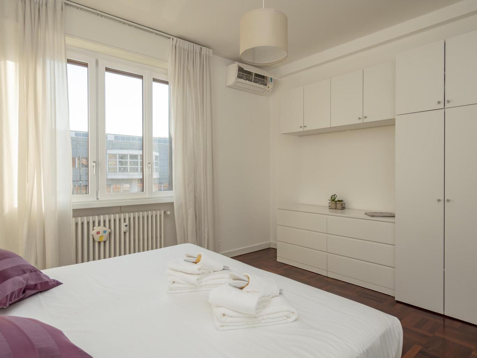 Modern 3 Bedroom With Balcony Steps From San Siro By Rentopolis Apartment *