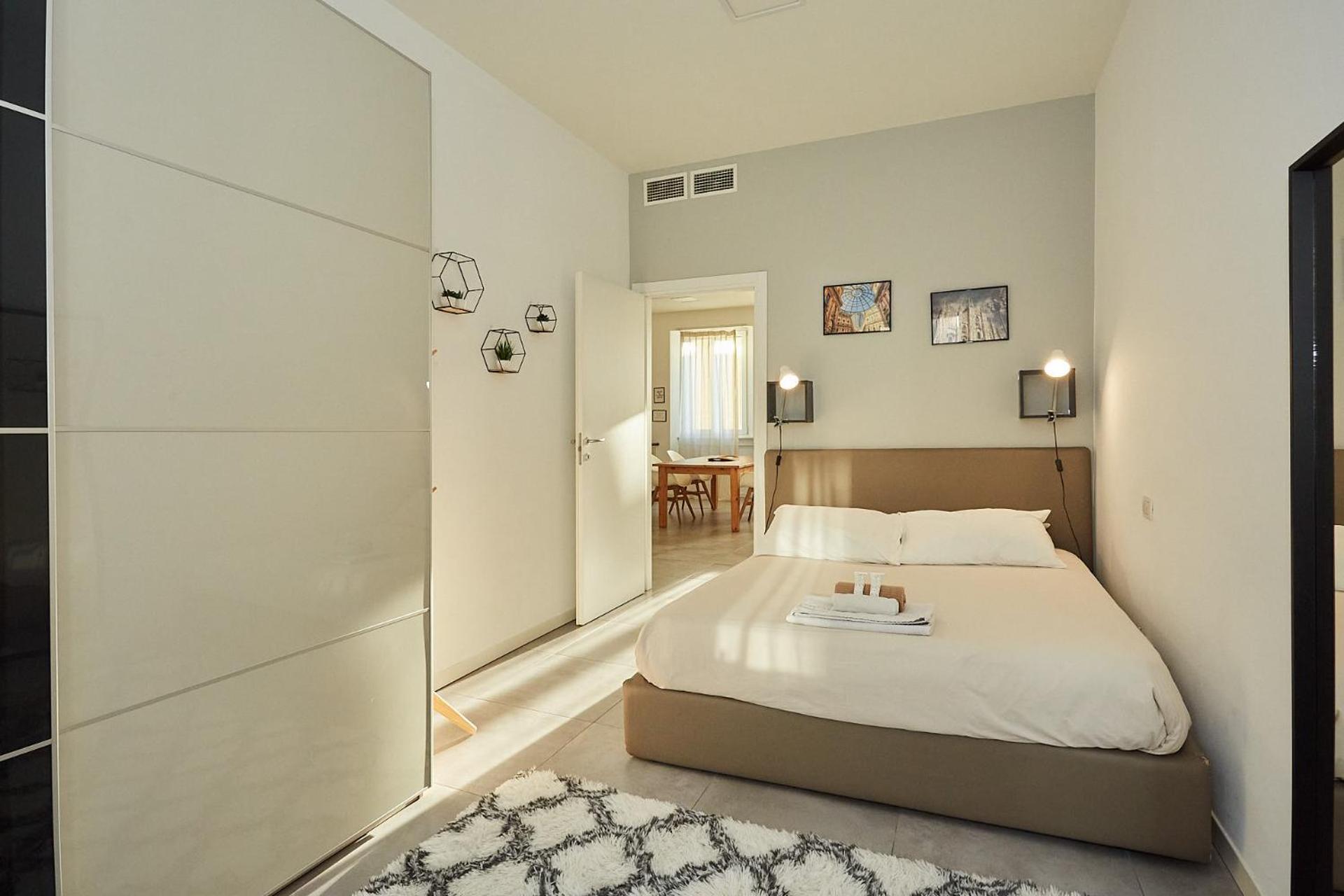 - Modern Flat *