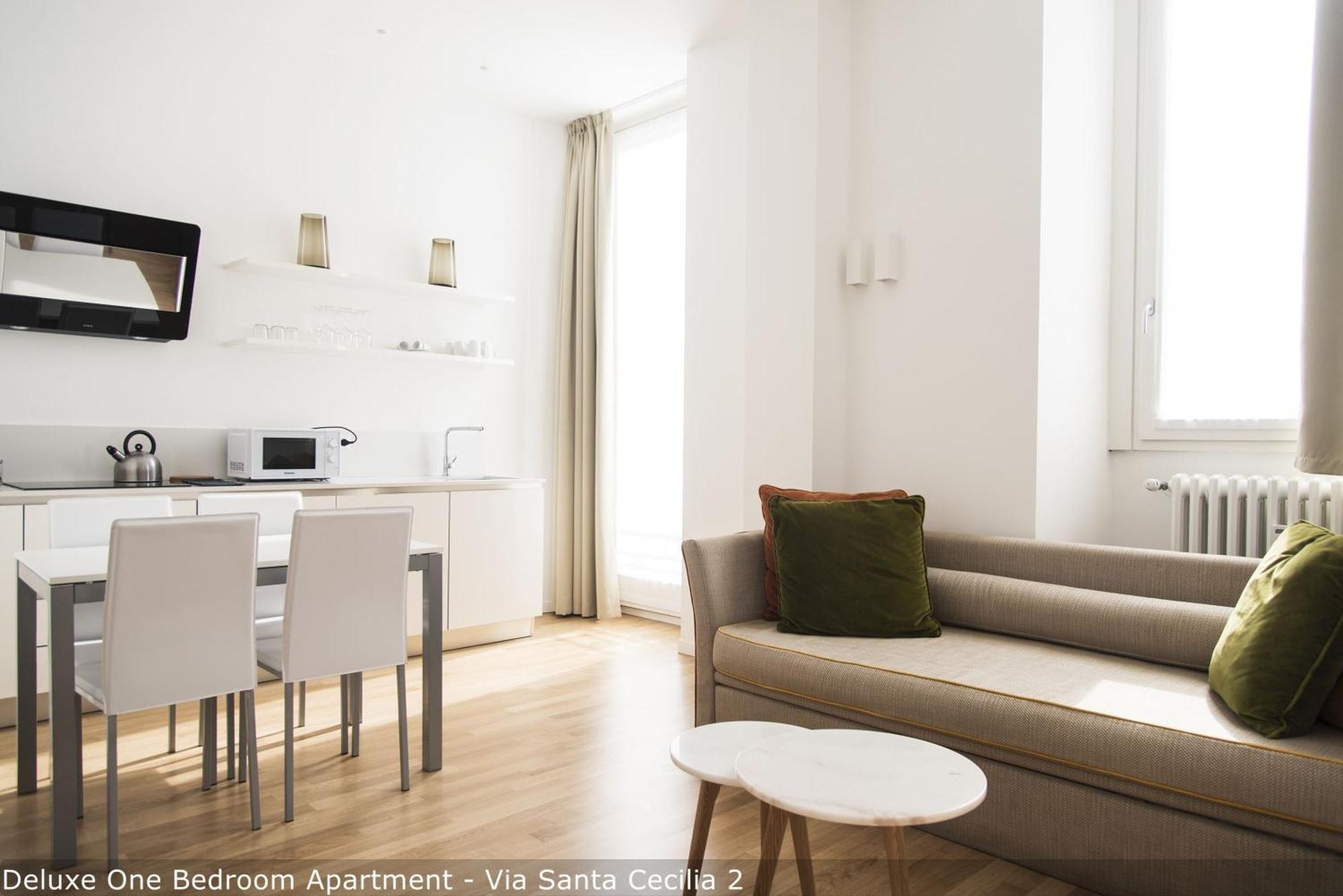 Brera In San Babila Apartment