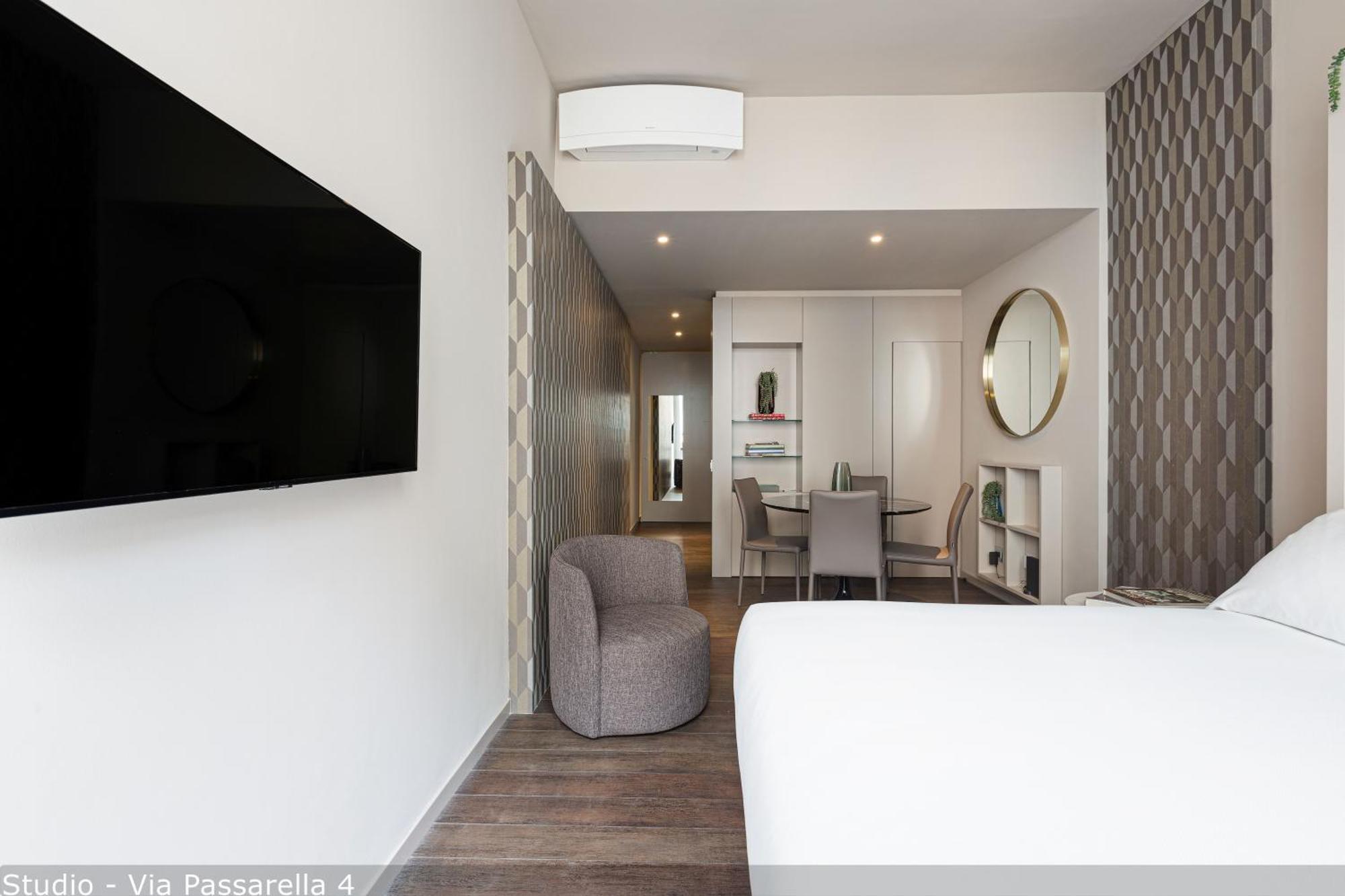 Brera In San Babila Apartment Milan