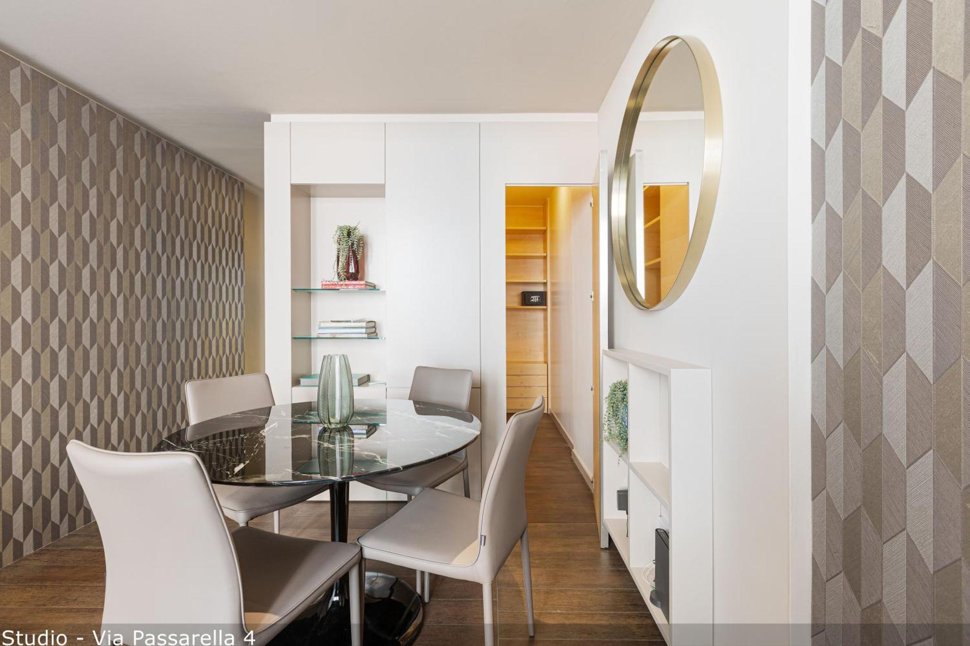 Apartment Brera In San Babila