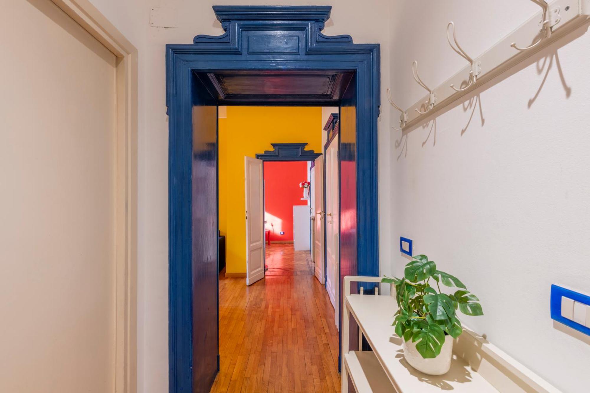Apartment Magenta 45 Fashion And Movida In The Heart Of Downtown