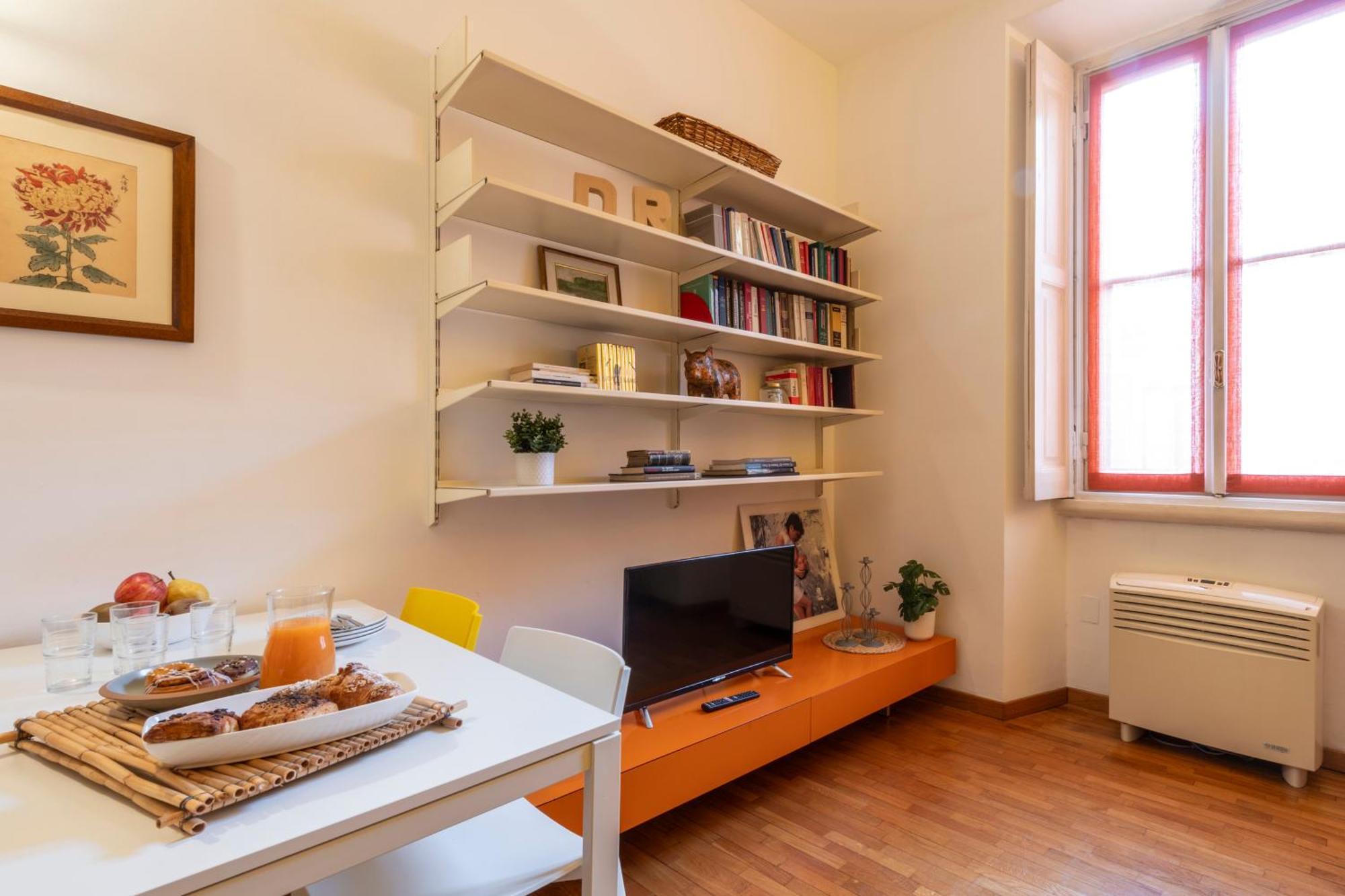 Apartment Magenta 45 Fashion And Movida In The Heart Of Downtown