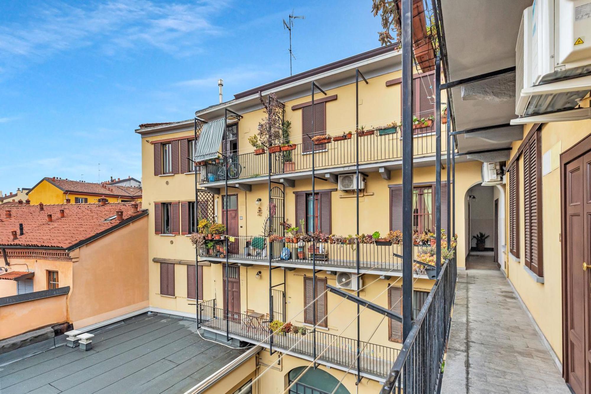 Naviglio 13 - Welcomely Apartment
