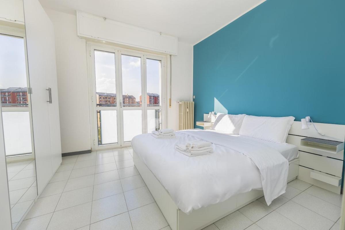 Apartment Easy Parking - 5 Min To Metro - Balcony - Quiet *