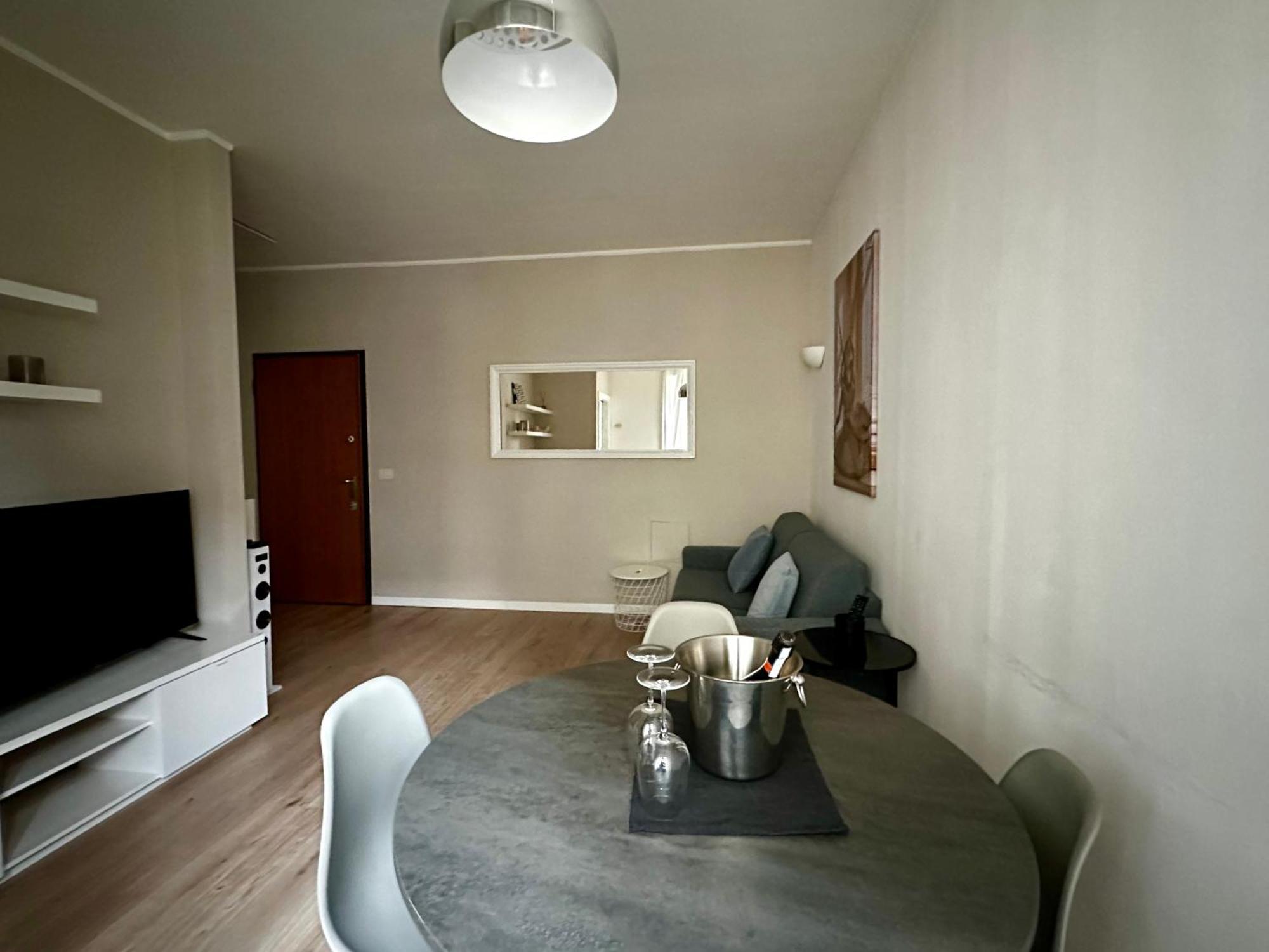 Appartamento Solari Apartment, Fashion Street