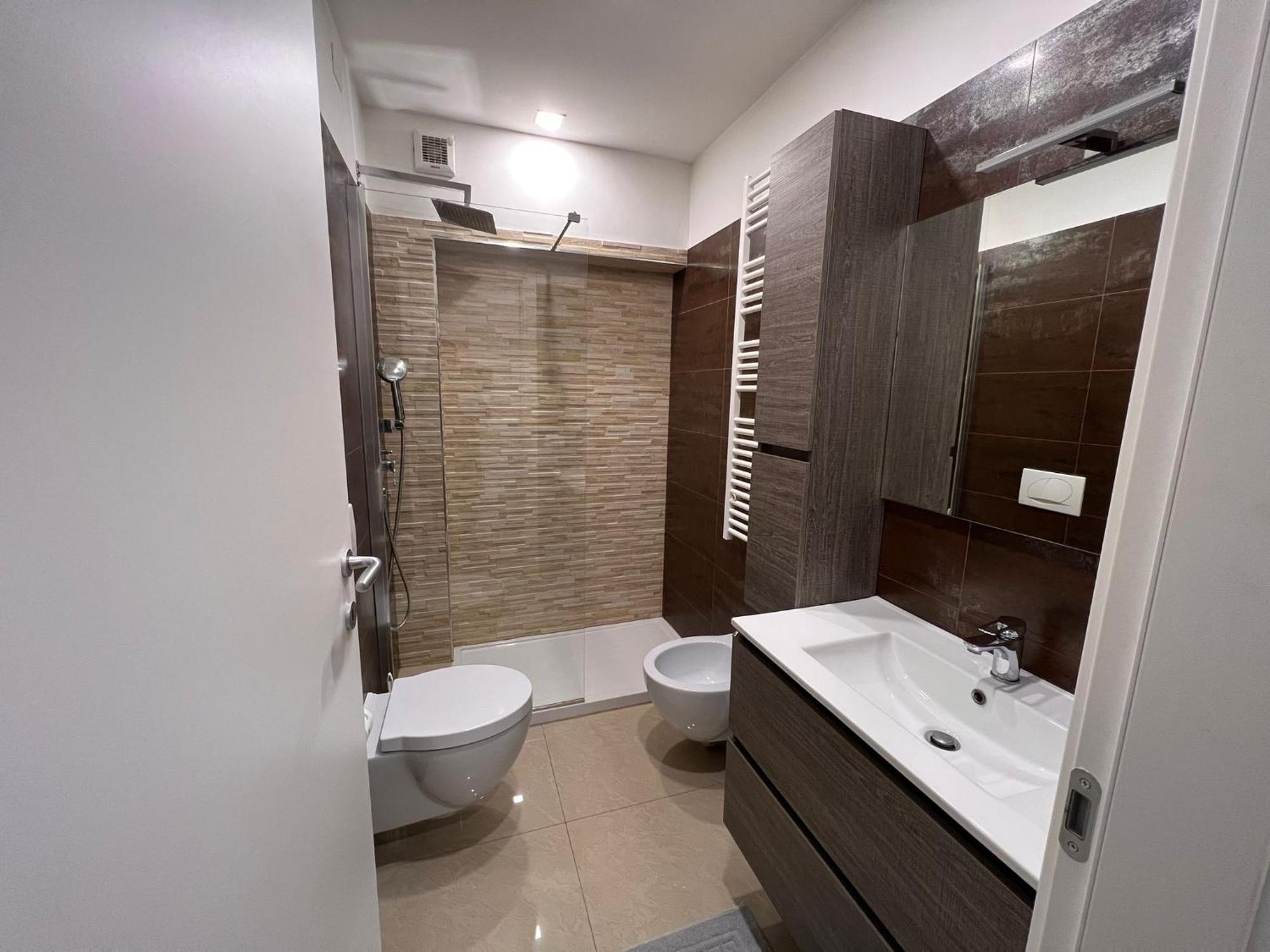 Kibilu - Luxury Porta Romana Near Bocconi, Centre Apartment *