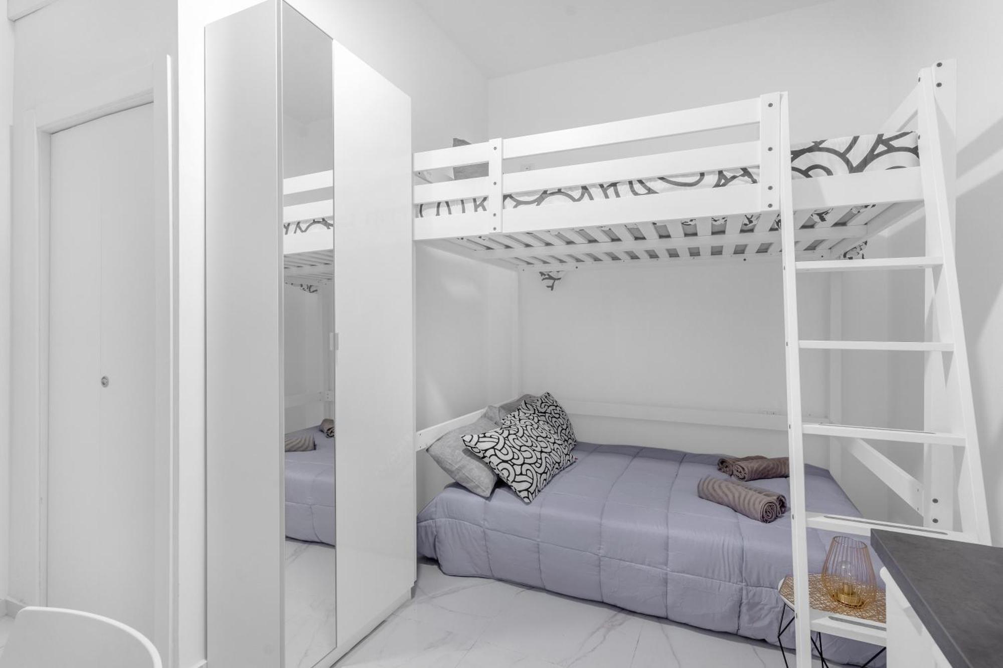 Arq16 - Duomo-loreto - - Modern Milano