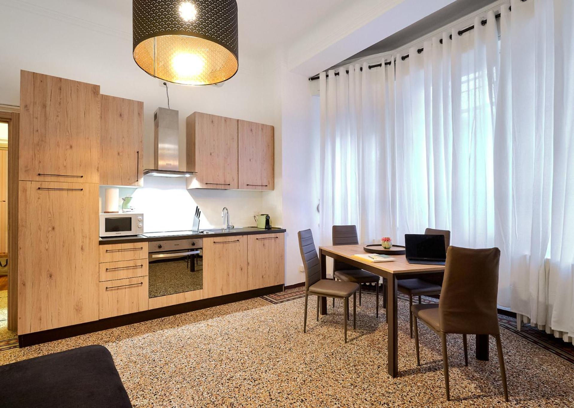 Apartamento Isola Suite, Urban Retreat In Milão